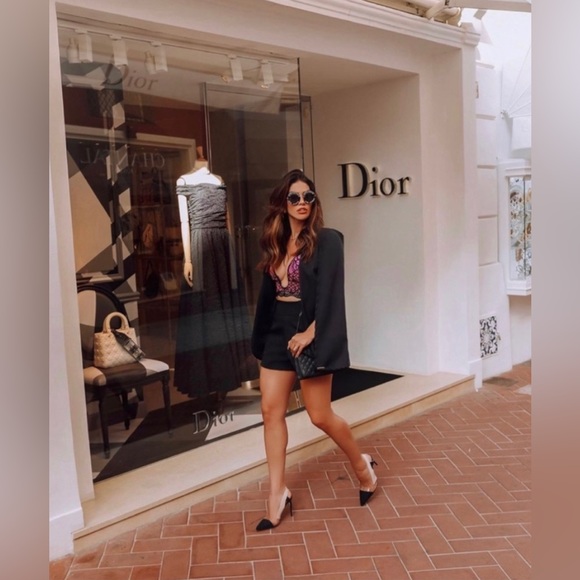 Brazilian bra and thong panty set - Picture 4 of 8